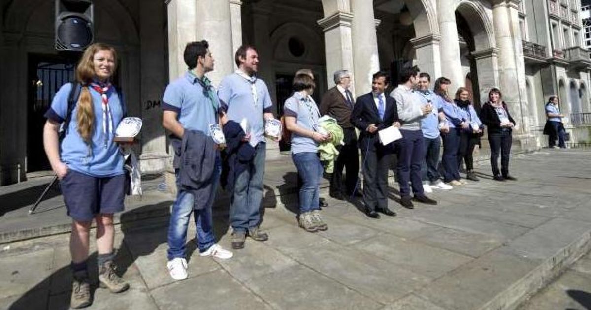 Rey Varela anima a los jóvenes a defender los valores de altruismo y ...